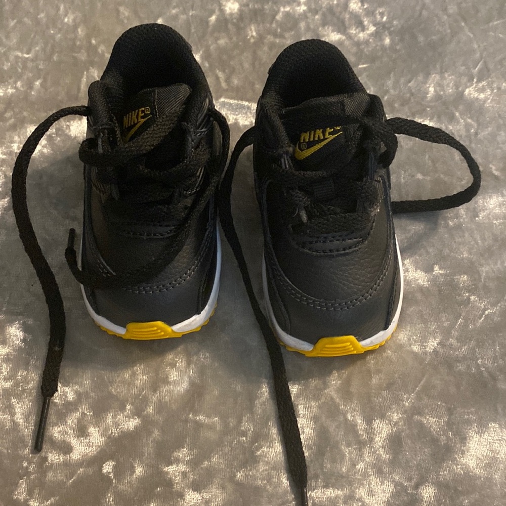 Only wore twice infant Air Max